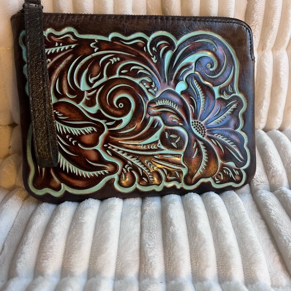 Patricia Nash Handbags - Patricia Nash Brown Leather Clutch